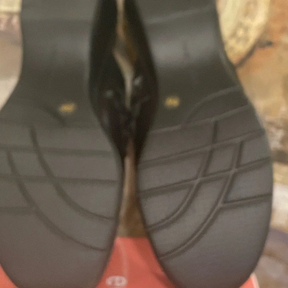 Easy Spirit Black Wide Width Footwear - Picture 4 of 6
